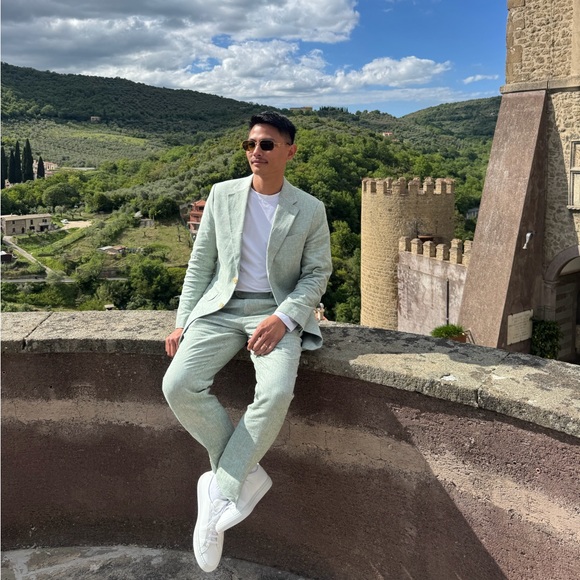 Meet your Posher, Prince - Picture 4 of 7